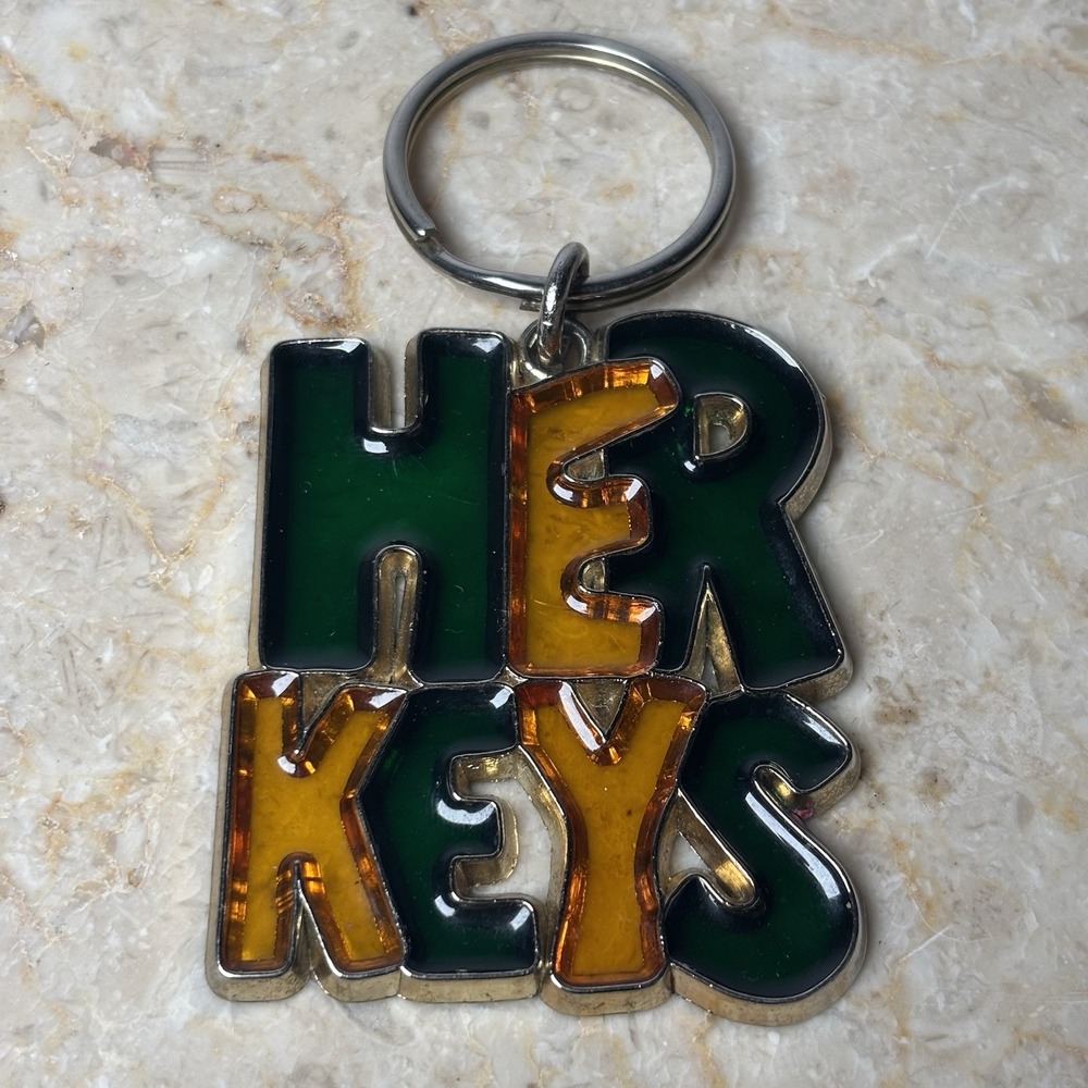 HER KEYS Gold Yellow‎ Green Stained Glass Retro Look Metal Keychain Groovy VTG